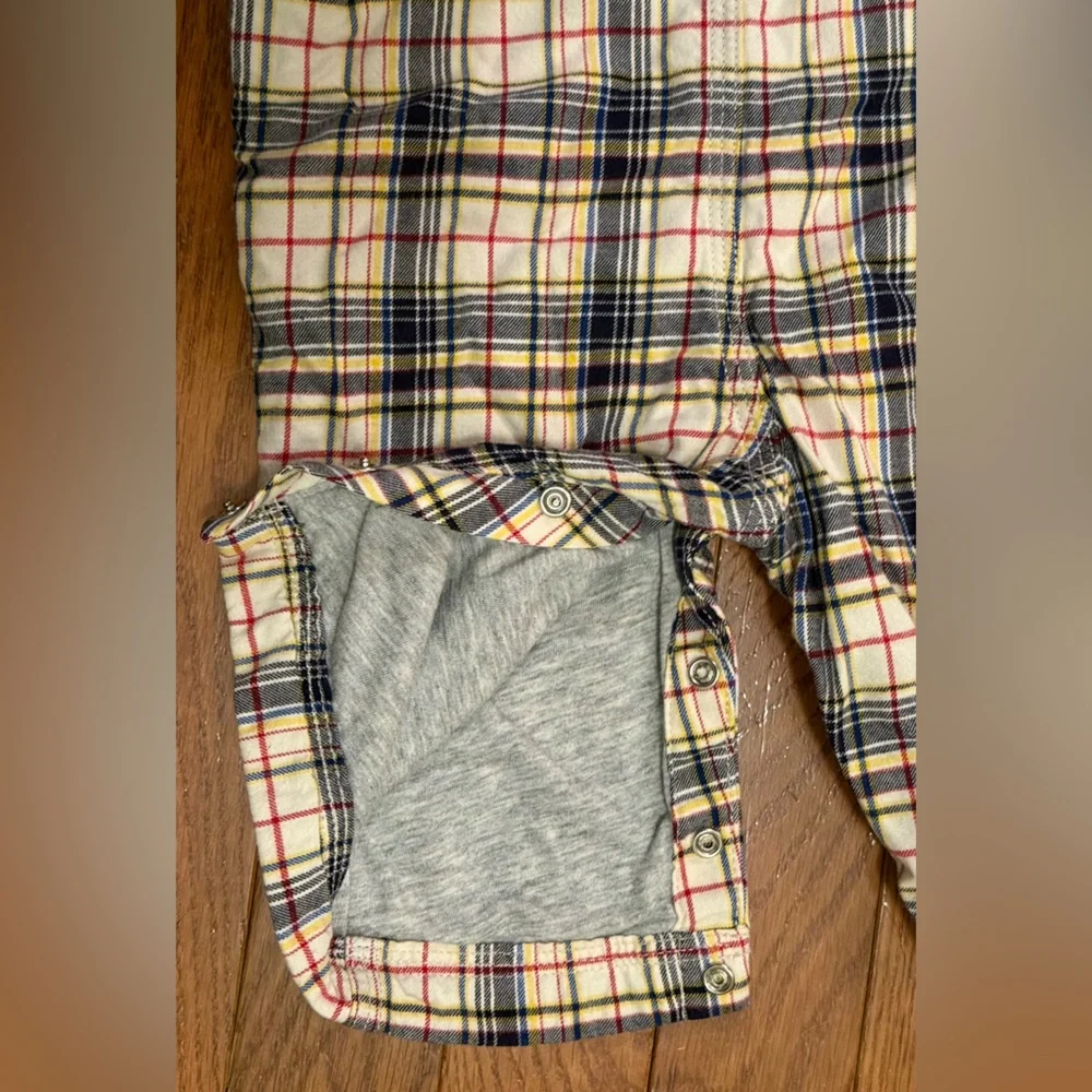 GAP vibrant plaid
